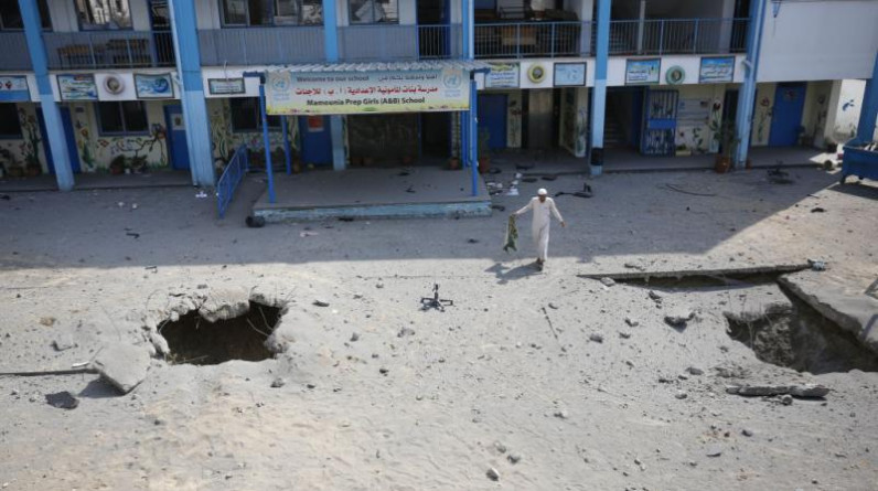 الأورومتوسطي: وثقنا هجمات إسرائيلية متعمدة على مدارس تؤوي نازحين بغزة